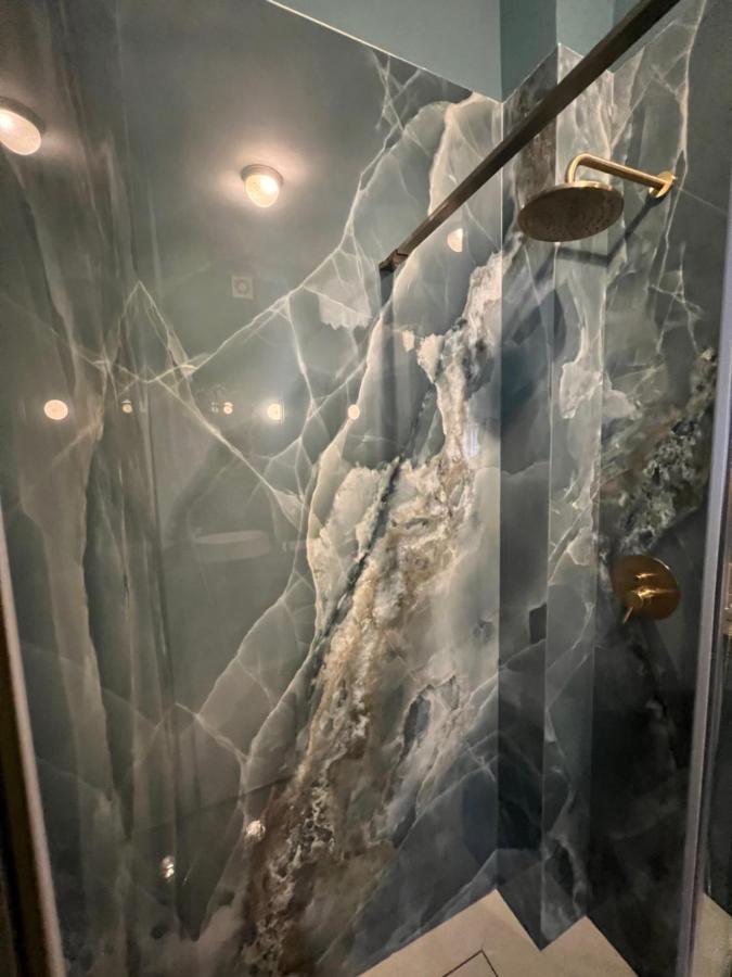 Luxuryflat 42 Lägenhet Bari Exteriör bild