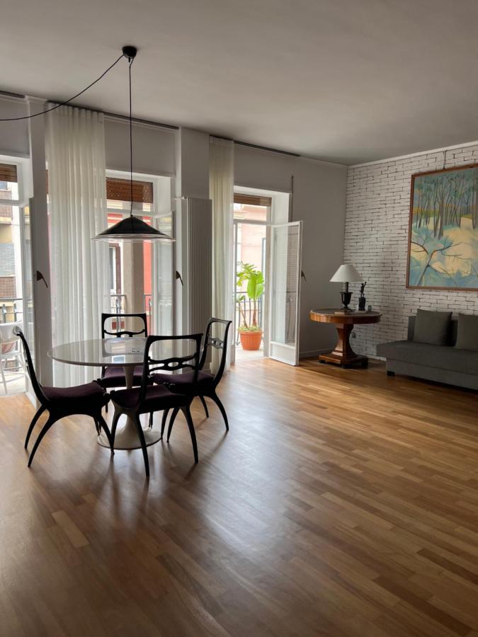 Luxuryflat 42 Lägenhet Bari Exteriör bild
